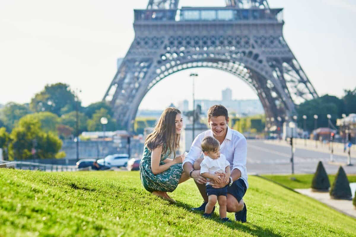 Top 29 des prénoms unisexes les plus populaires à Paris