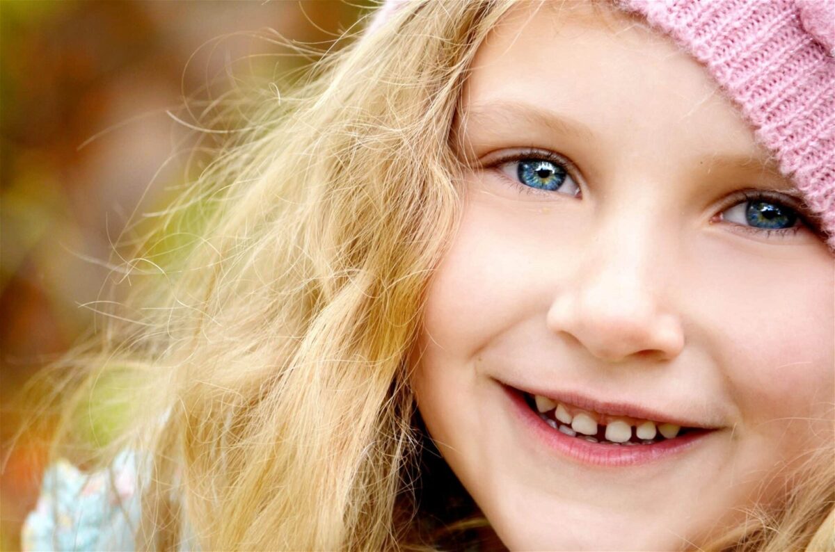 Découvrez les plus beaux prénoms rares et insolites pour filles